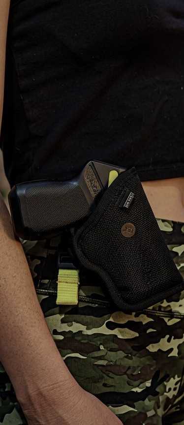 TASER Pulse 2 with holster